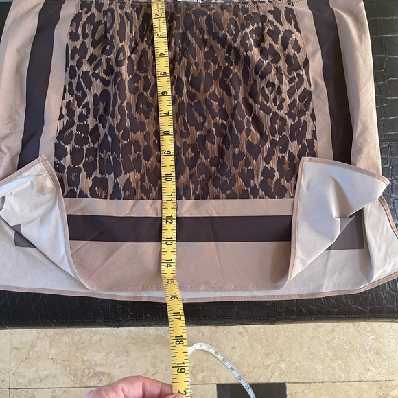 VINTAGE DOLCE AND GABBANA MINI SKIRT - Picture 4 of 9